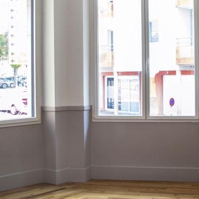 Peintures intérieures d'un bureau professionnel sur Challans réalisé par Wen Déco